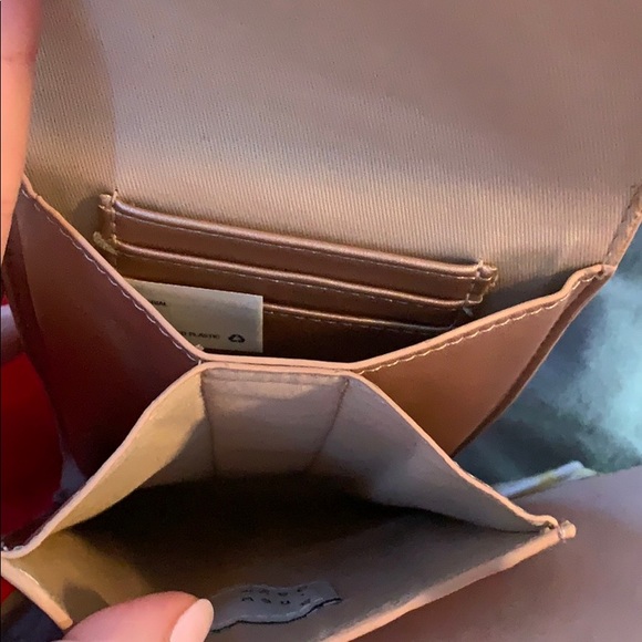 Sparkly Cross-body Wallet - Picture 2 of 2